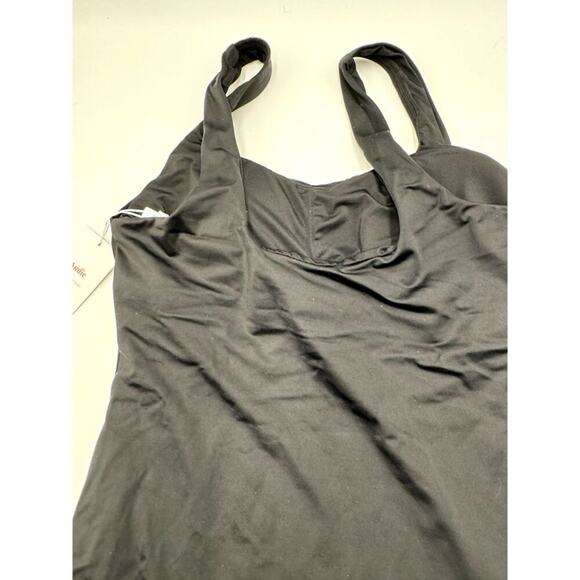 Andie Swim Marbella Modest One Piece Swimsuit Black Medium NWT Classic Chic - Picture 8 of 10